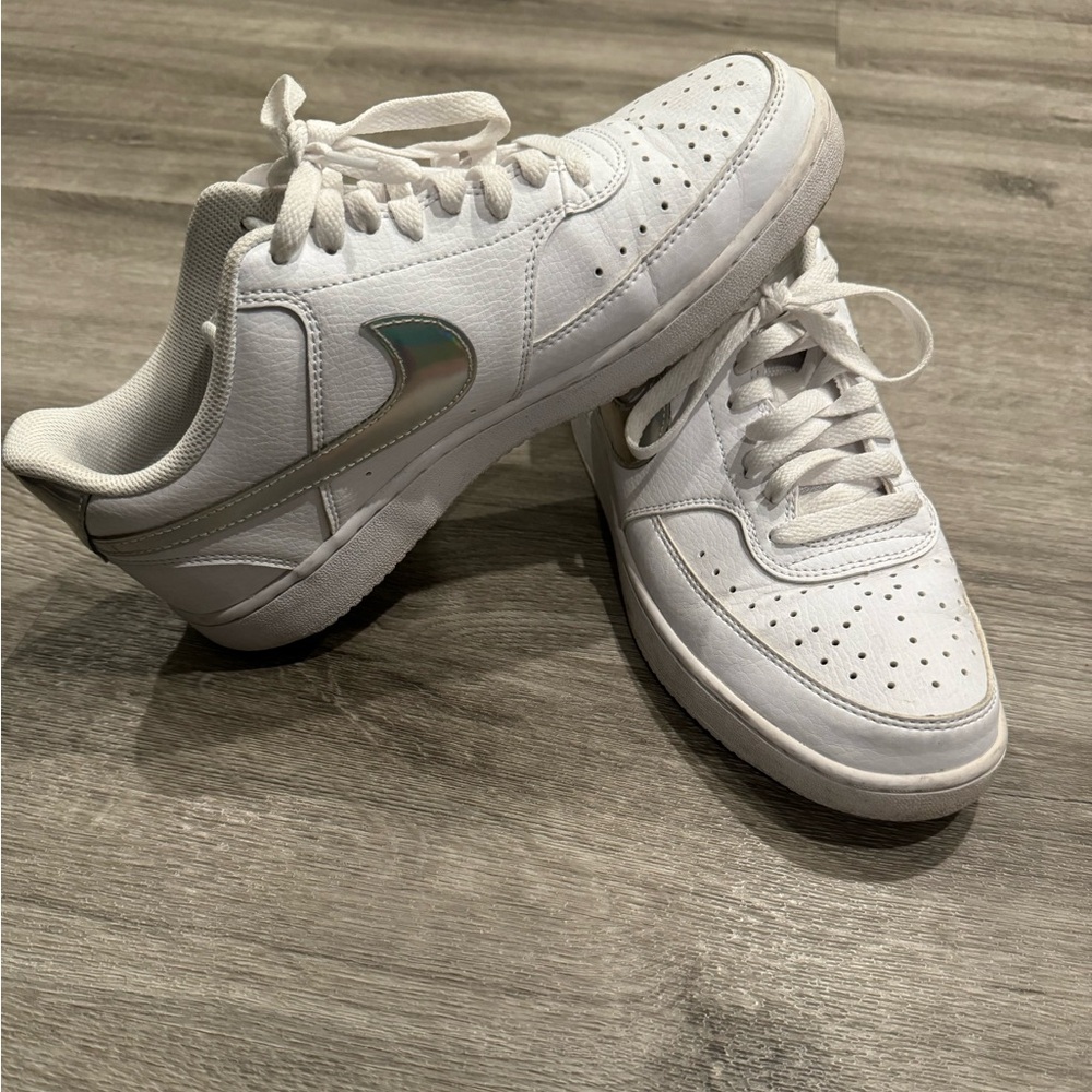 Nike Court Vision Low Sneaker - Size 9.5M